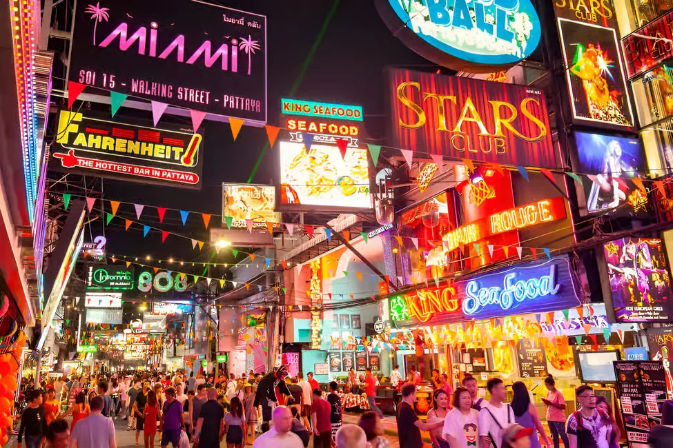 Wycieczka po nocnym życiu Pattaya: bary, kluby i imprezy jak miejscowi